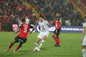 Alajuelense sacó un vital triunfo en casa ante Sporting