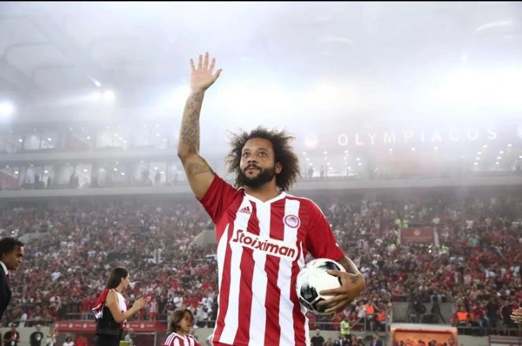 Locura total en la presentación de Marcelo