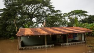 Huracán Julia anega Nicaragua con lluvias torrenciales