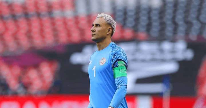 Keylor Navas celebra debut con La Sele