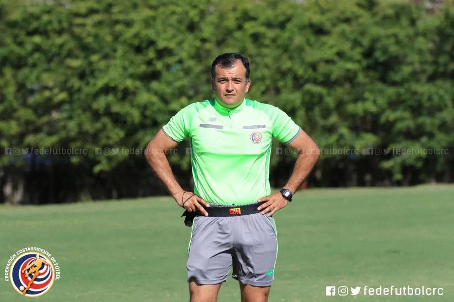 Estos serán los árbitros encargados de pitar las semifinales