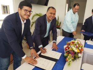 Costa Rica y Nicaragua firman acuerdo para ingreso temporal y regulado de trabajadores nicaragüenses