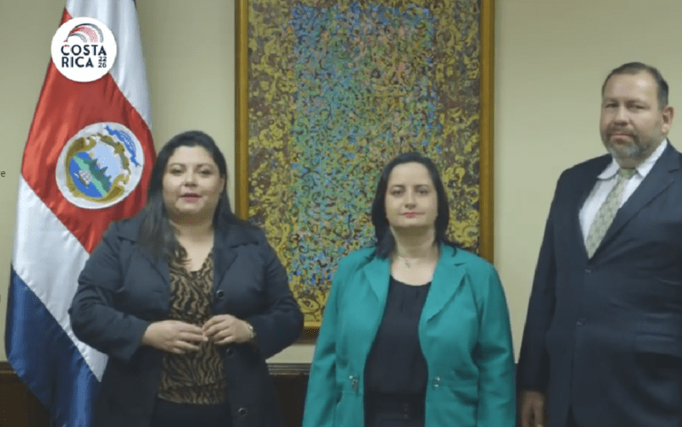 Ministros instan a realizar teletrabajo en “receso lluvioso”