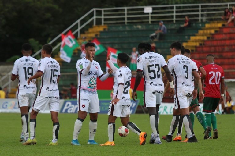 Alajuelense suma su segundo refuerzo