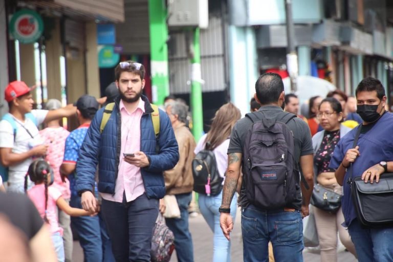 Defender la institucionalidad sí, pero también, seguir fortaleciendo los controles en todas nuestras instituciones públicas