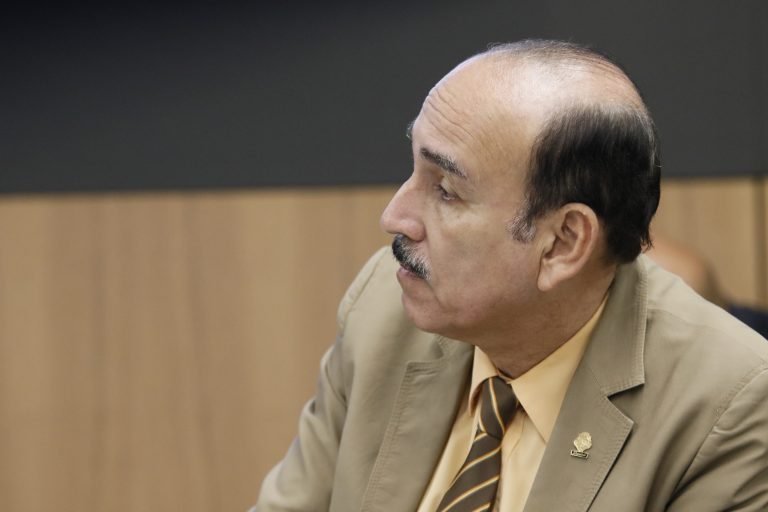 Para Nicolás que Pilar Cisneros participe en comisión que investiga partido políticos debilita resultados