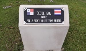 Placa en honor a Panamá y Costa Rica representa relaciones diplomáticas y de amistad entre ambos países