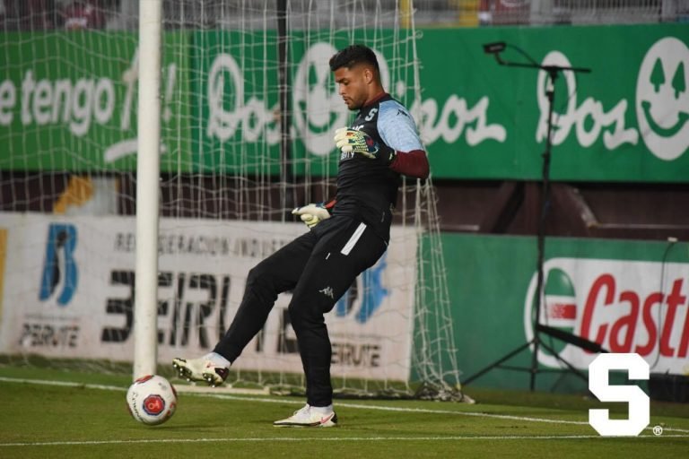 Kevin Chamorro 100% morado