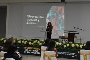 Mujeres Profesionales en tecnología se reunirán para visibilizar el aporte de la mujer en el campo