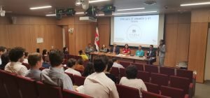 Académicos discuten sobre importancia de formación en áreas STEM