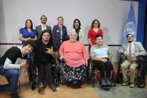 ONU presenta libro sobre historias de vida de personas con discapacidad que cuentan sus logros y luchas