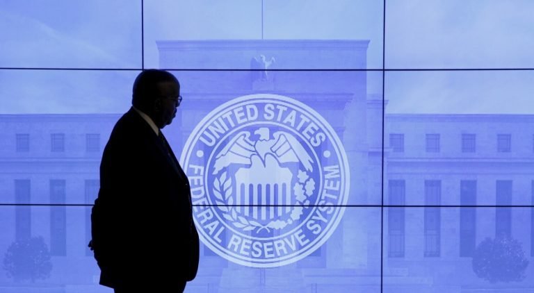 La Fed sube las tasas en 50 puntos base y ve la economía EEUU a punto de estancarse