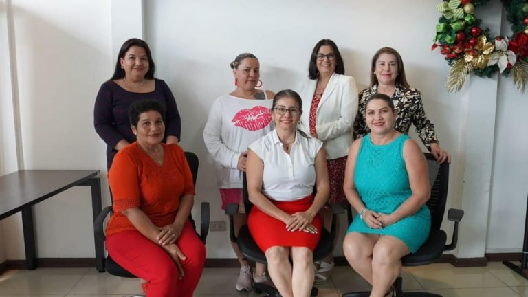 Vicealcaldesa de Esparza es la nueva presidenta de la Red Costarricense de Mujeres Municipalistas