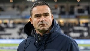 Overmars fue internado por un derrame cerebral