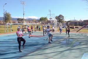 Médicos recomiendan realizar chequeo médico antes de iniciar actividades físicas del 2023