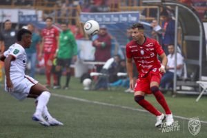 Toros y Tiburones dividen honores