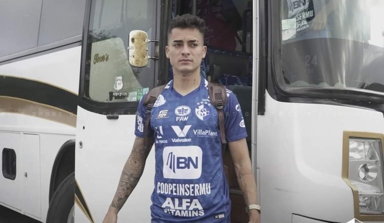 El complicado panorama que tendría Carlos Barahona en el Saprissa