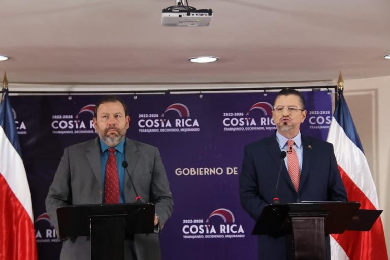 Gobierno anuncia acciones de lesividad contra pensiones de lujo de 162 personas del Magisterio