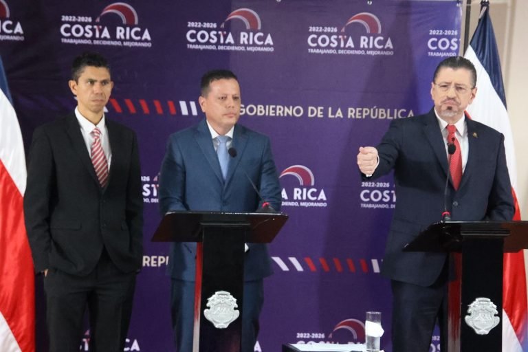 Adelanto de dragado y adquisición de nuevos equipos traerá beneficios económicos para exportadores e importadores