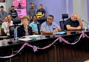 Visita del ministro de Seguridad a Los Chiles promueve operaciones más robustas y constantes en zona fronteriza