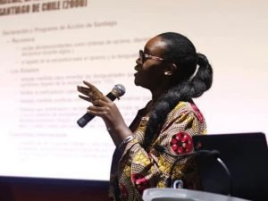 PLP se acerca a Frente Amplio y al PLN para poner a Angie Cruickshank en la Defensoría