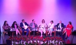 Jefes de fracción en contra de que el Gobierno incluya en renta global propuesta para salir de lista gris de la UE