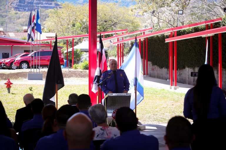 Municipalidad de Santa Ana invierte en nueva sala de máquinas para Estación de Bomberos