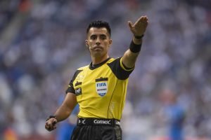 Mexicano dirigirá partido entre LAFC y LDA