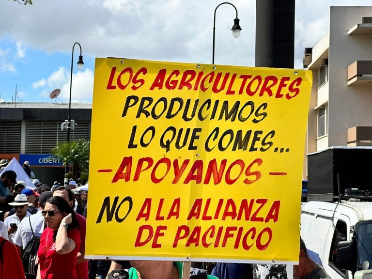 Convocan a manifestación frente a Casa Presidencial contra posible adhesión de Costa Rica al CPTPP