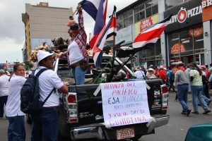 No puede ser que un Gobierno piense que es más barato traer la comida importada, señalan agricultores