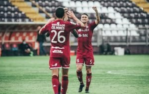 Esteban Espíndola, ex jugador morado se retiró de las canchas