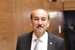 Proyecto de Nicolás para prescripción de oficio de deudas en cobro judicial avanza en el Congreso