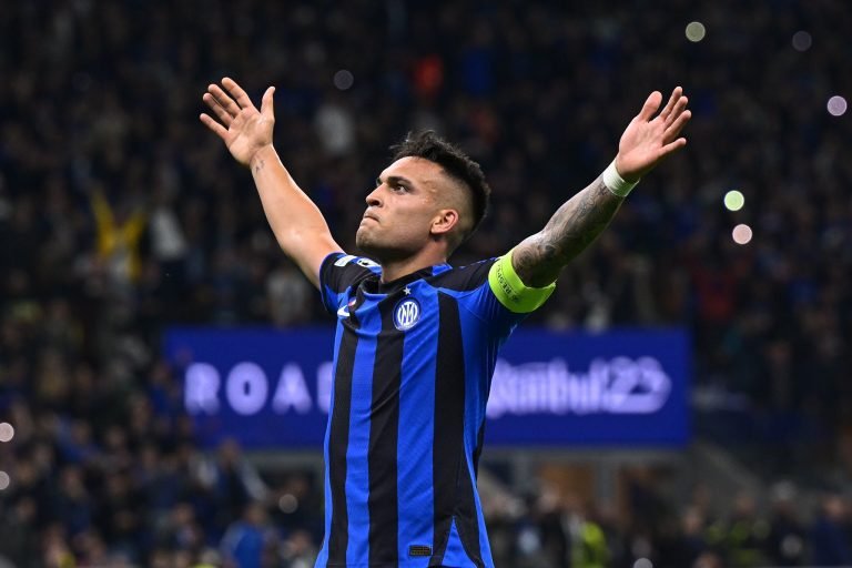 Los Nerrazurri golean a los Rosoneri en el Derby Della Madonina para colarse a la final de Champions