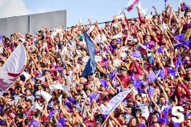 ¡Saprissa cree en la remontada y prepara hasta carnaval!
