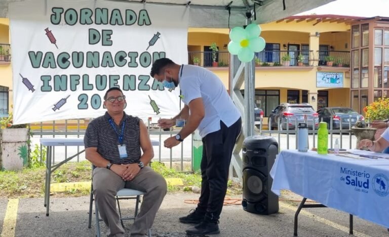 CCSS confirma un 69% de personas que ya cuentan con la vacuna contra la influenza estacional 