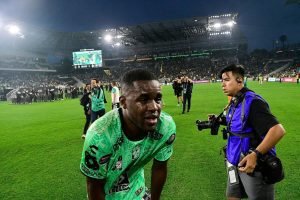 Joel Campbell manda indirecta sobre su futuro