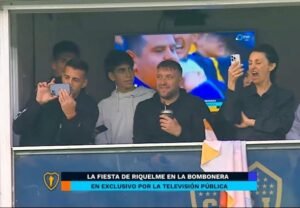Mariano Torres presente en la despedida de Juan Román Riquelme
