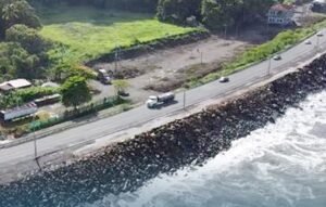 MOPT está descargando rocas de hasta 7 toneladas para contrarrestar oleaje en Caldera 