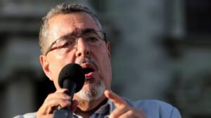 Bernardo Arévalo alerta sobre posibles “arrestos masivos” de miembros del Movimiento Semilla