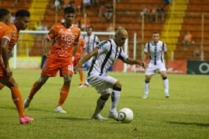 ¡Nada para nadie! Puntarenas FC y Santos de Guápiles reparten puntos en el Pacífico del país