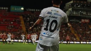 ¡Marvin Angulo llegó a la anotación número 100!