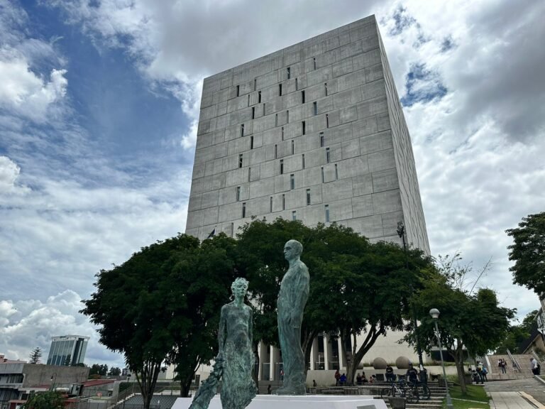 Denuncian a periodista por tomar foto de índole sexual en Asamblea Legislativa