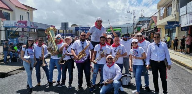 Docentes de música conforman La Gran Cimarrona en San Carlos