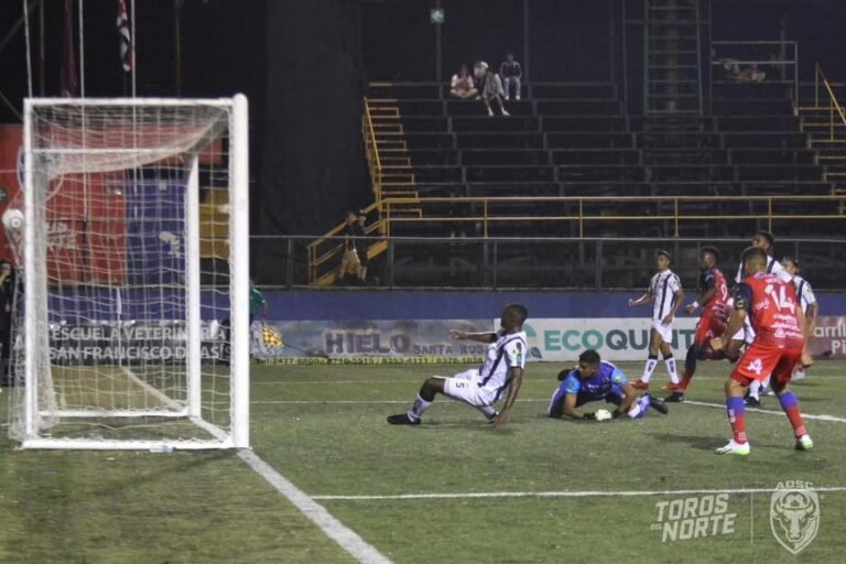 San Carlos y Liberia ya están en los cuartos de final del Torneo de Copa