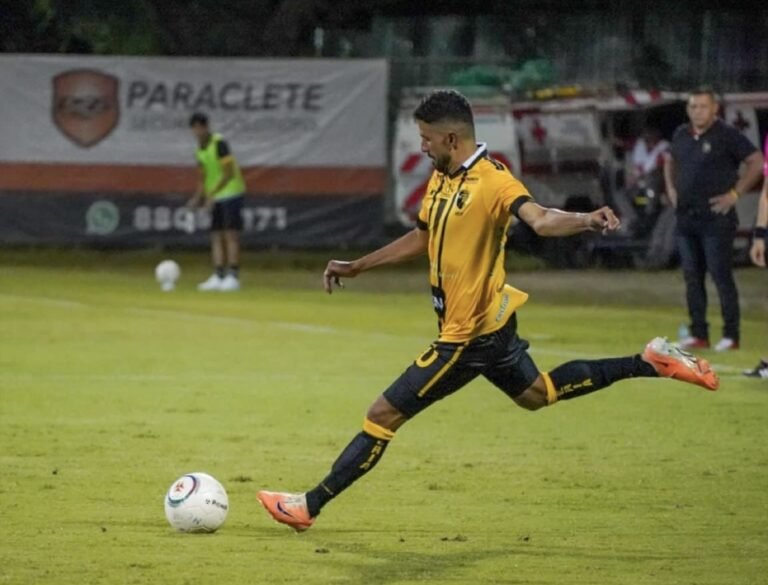 Liberia venció 3-0 a Pérez Zeledón