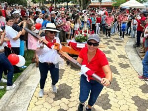 ¡Viva Moncho! Ramonenses se tiran a la calle a celebrar las fiestas patronales