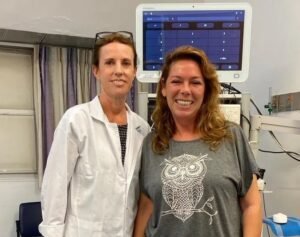 Israel: Cirugía en las cuerdas vocales logró devolverle su voz original a una mujer que no pudo hablar durante diez años.