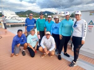 Desde pesca recreativa, un museo subacuático, jardinería de corales o surf en una reserva mundial: así es el turismo marino en Costa Rica