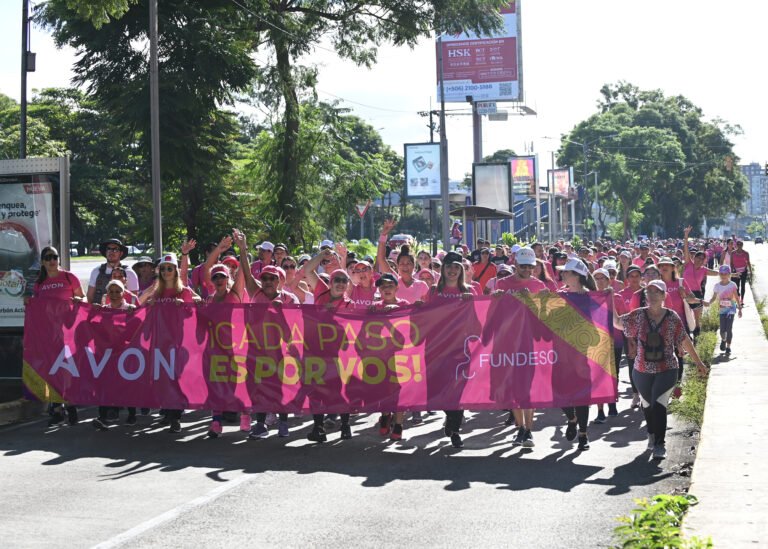 Más de ¢38 millones aportará la empresa AVON de Costa Rica a la lucha contra el cáncer de mama