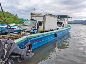 ICE lleva fibra óptica por primera vez a habitantes de Isla Venado